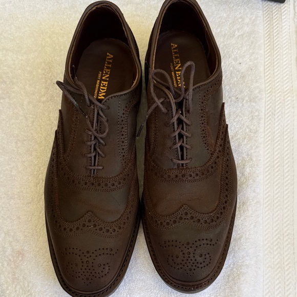 Allen Edmonds McTavish Brown Leather Shoes - Picture 4 of 7